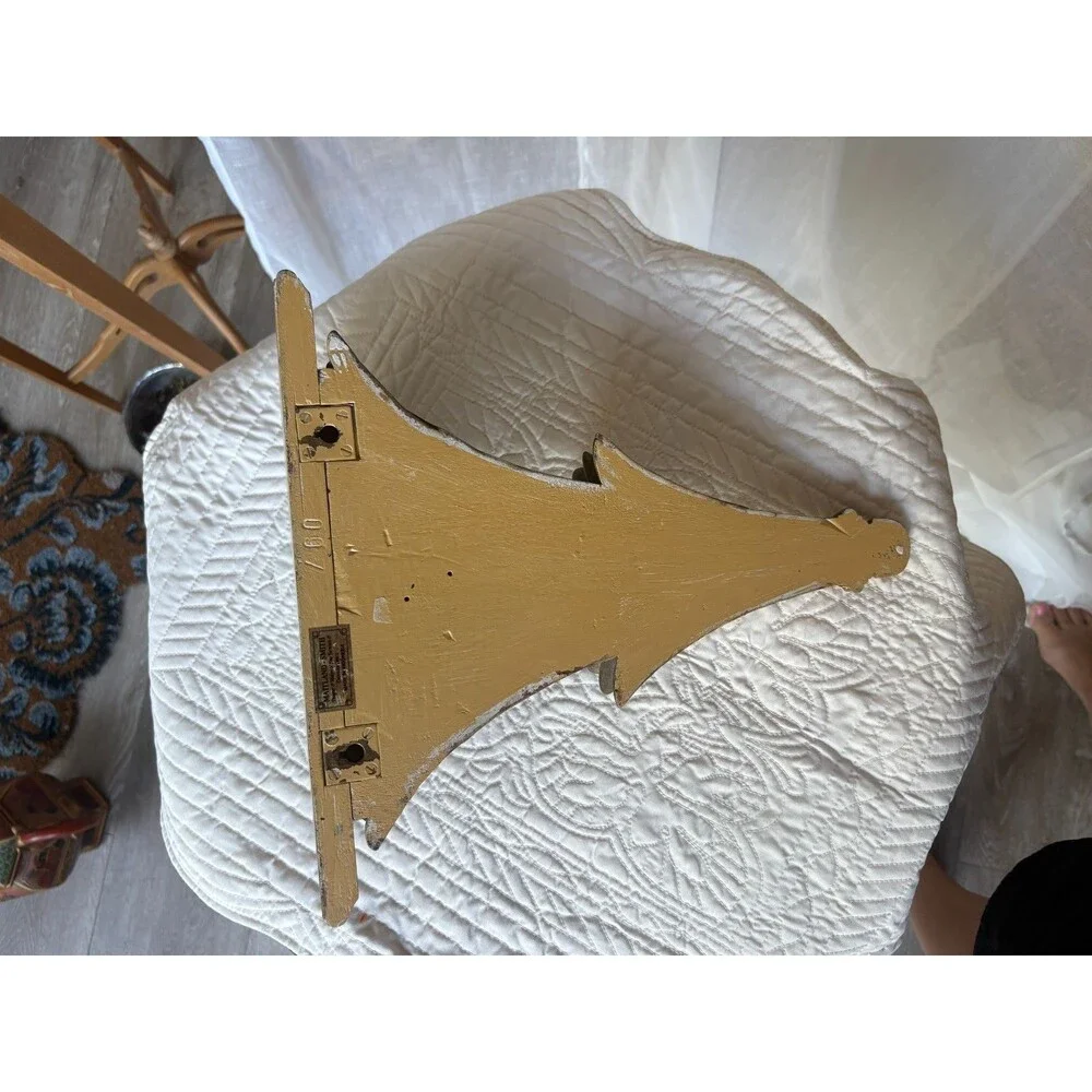 2 Maitland-Smith Gold Leaf Wall Shelves Corbels Sconce Acanthus Leaf Indonesia
